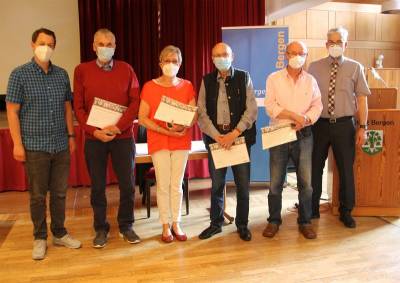 Auf dem Foto in der Mitte die geehrten für 40jährige Mitgliedschaft Wilhelm Stratmann, Marianne Kohrs, Karl-Friedrich Finck und Adolf Krause.