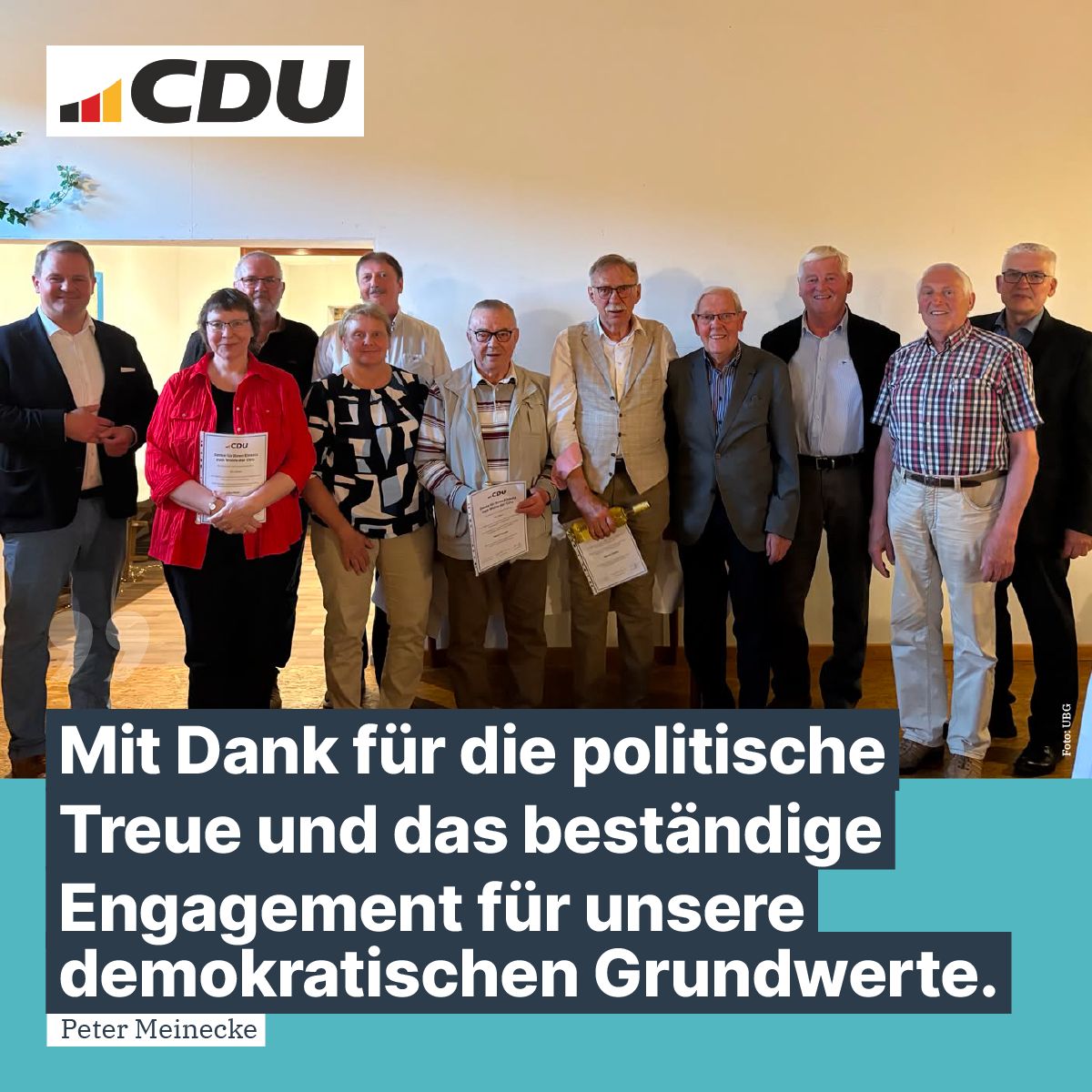 V.l.n.r.: Dr. Merlin Franke, geehrte Mitglieder: Silke Howe (40), Stefan Dillenz (20), Annegret Hohs (10) Jens Gadomski (30), Horst Pomorin (50), Carsten Timme (50), Heinrich Hohls (30), Walter  Buhr (30), Hans Herbert Japp (40) u. Vors. Peter Meinecke.