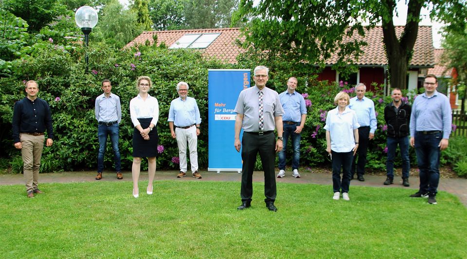 Der neue Vorstand des CDU-Stadtverbandes Bergen v.l.n.r.:  Holger Thiel, Bjrn Frieling,  Emily Bker, Hermann Hiestermann, Peter Meinecke, Jan-Hendrik Hohls, Irmgard Dlugaiczyk, Eckart Borges, Michael Eggers und Theo Gehnke.